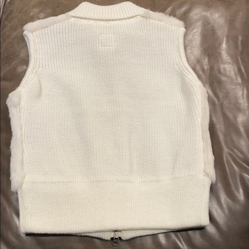 June Rabbit Fur Vest - Picture 2 of 7